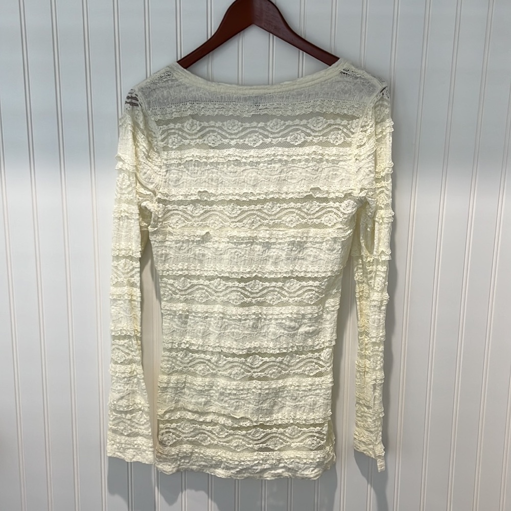 Express Burnout Lace Top - Picture 3 of 7